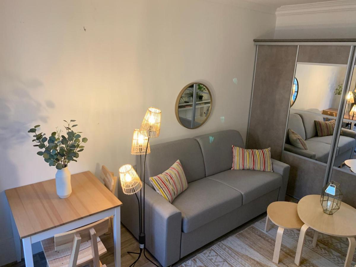 Studio Moderne Au Coeur De Paris Batignolles Bagian luar foto
