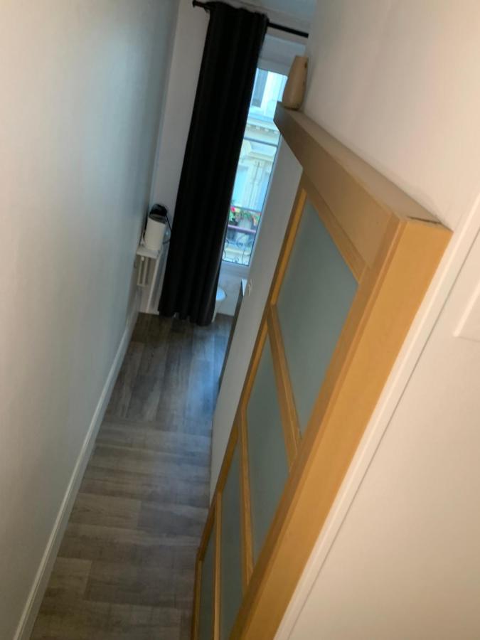 Studio Moderne Au Coeur De Paris Batignolles Bagian luar foto