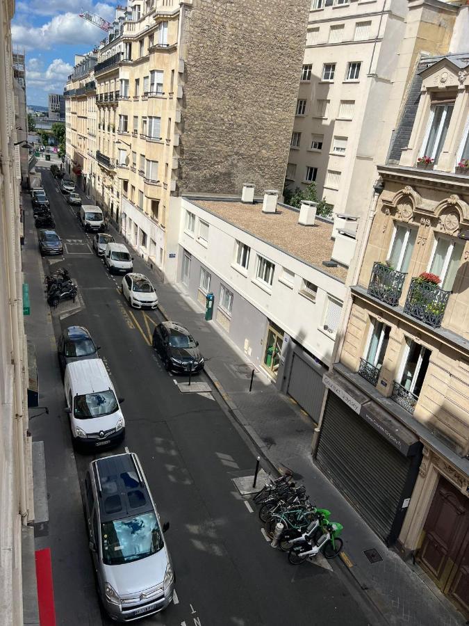 Studio Moderne Au Coeur De Paris Batignolles Bagian luar foto